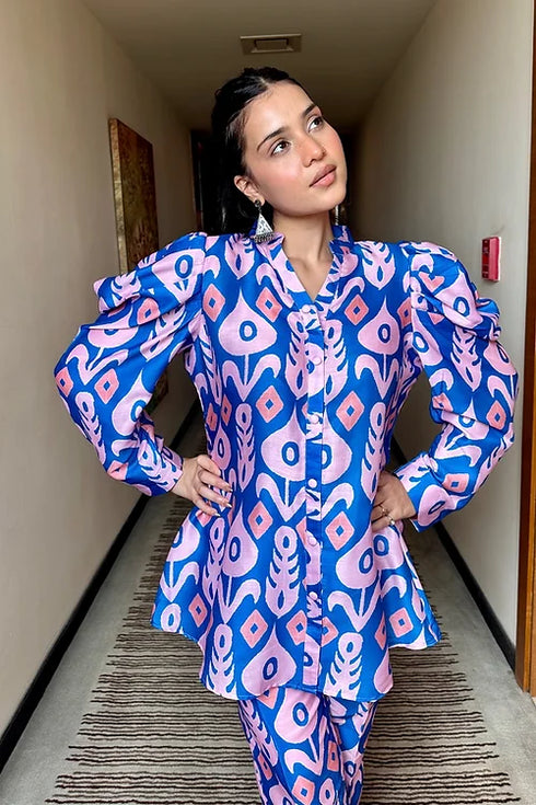 Kyra Ikkat Pakistani Kurta Set